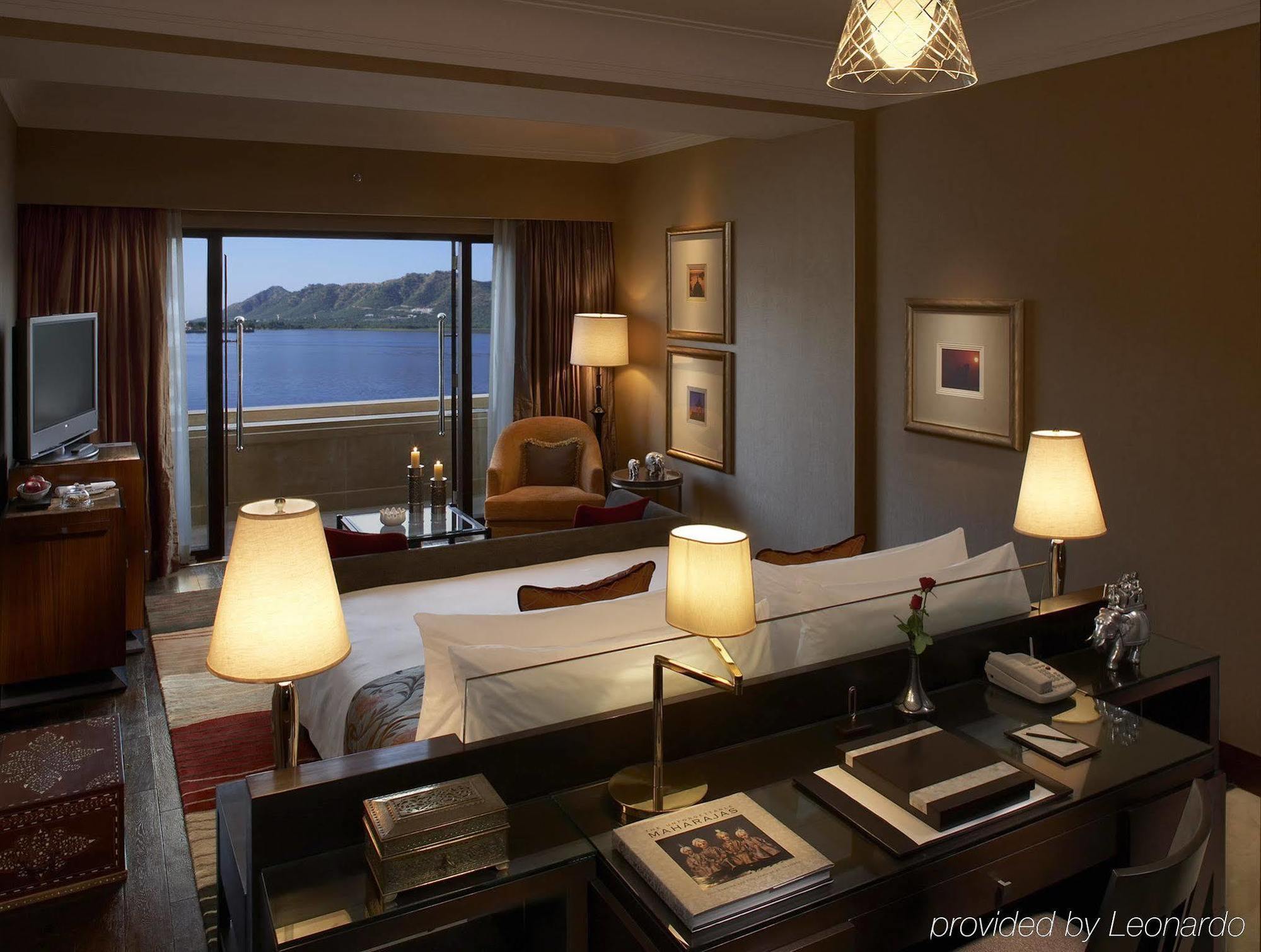 The Leela Palace Udaipur Chambre photo